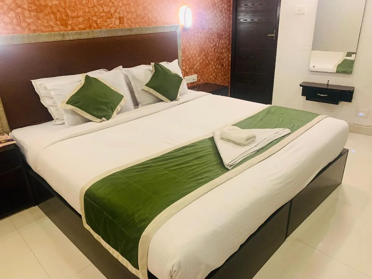 **  Hotel Greenlife Kochi India